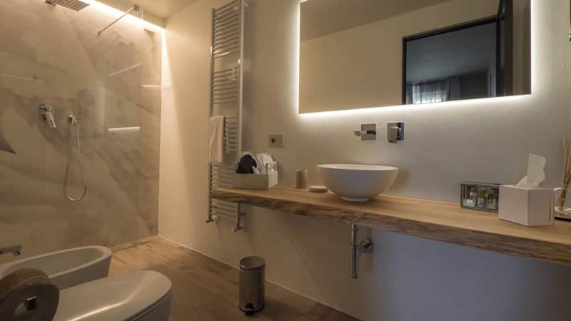 Agriturismo-Terre-degli-Angeli-Pietra-Ligure-Savona-three-roomed-flat-Bathroom